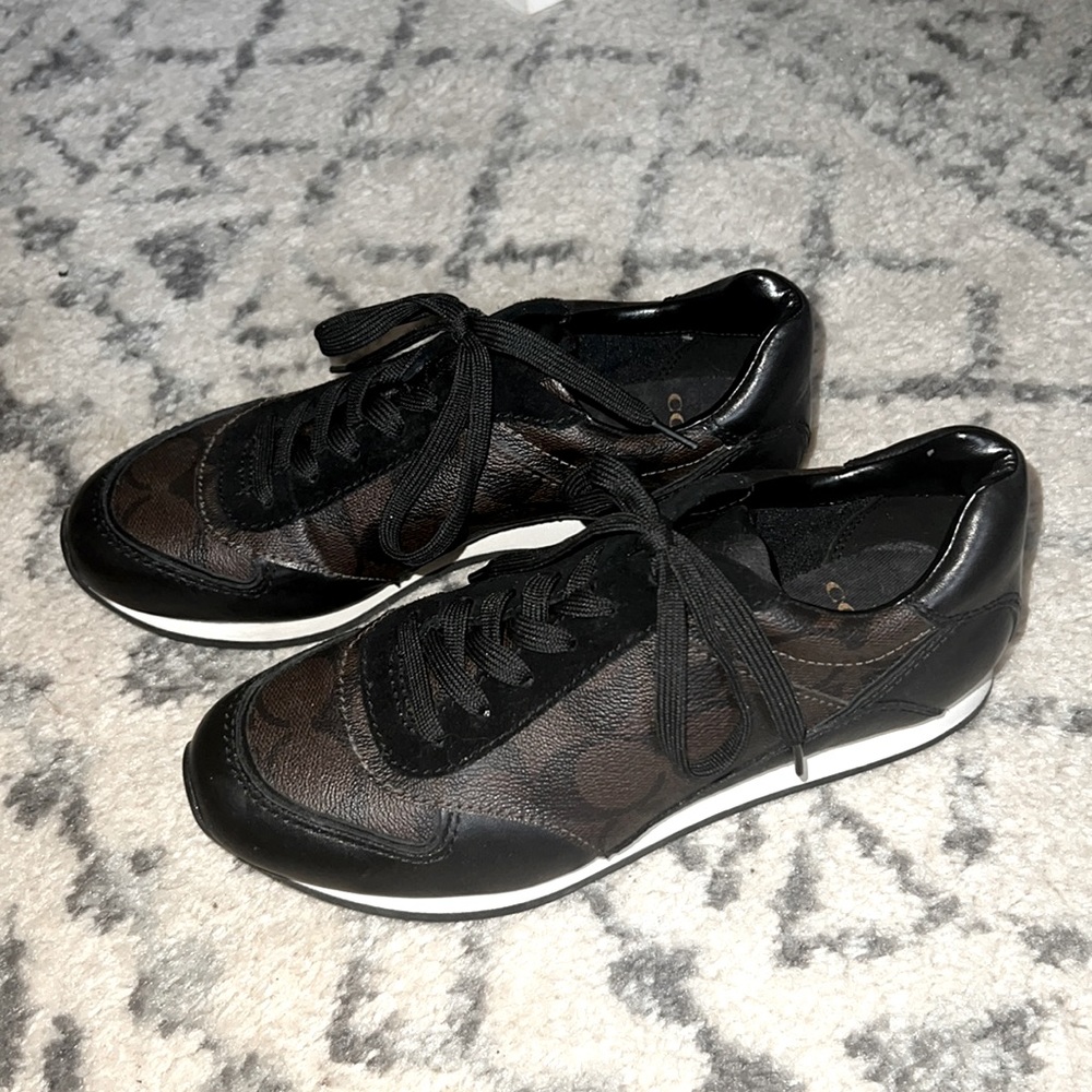 Coach sneakers 5.5